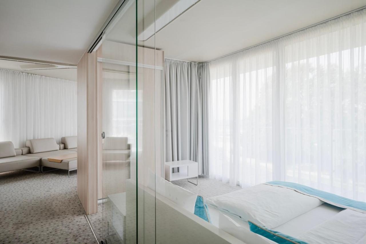 Ultra Marine By Zdrojowa Hotel Kolobrzeg Ngoại thất bức ảnh
