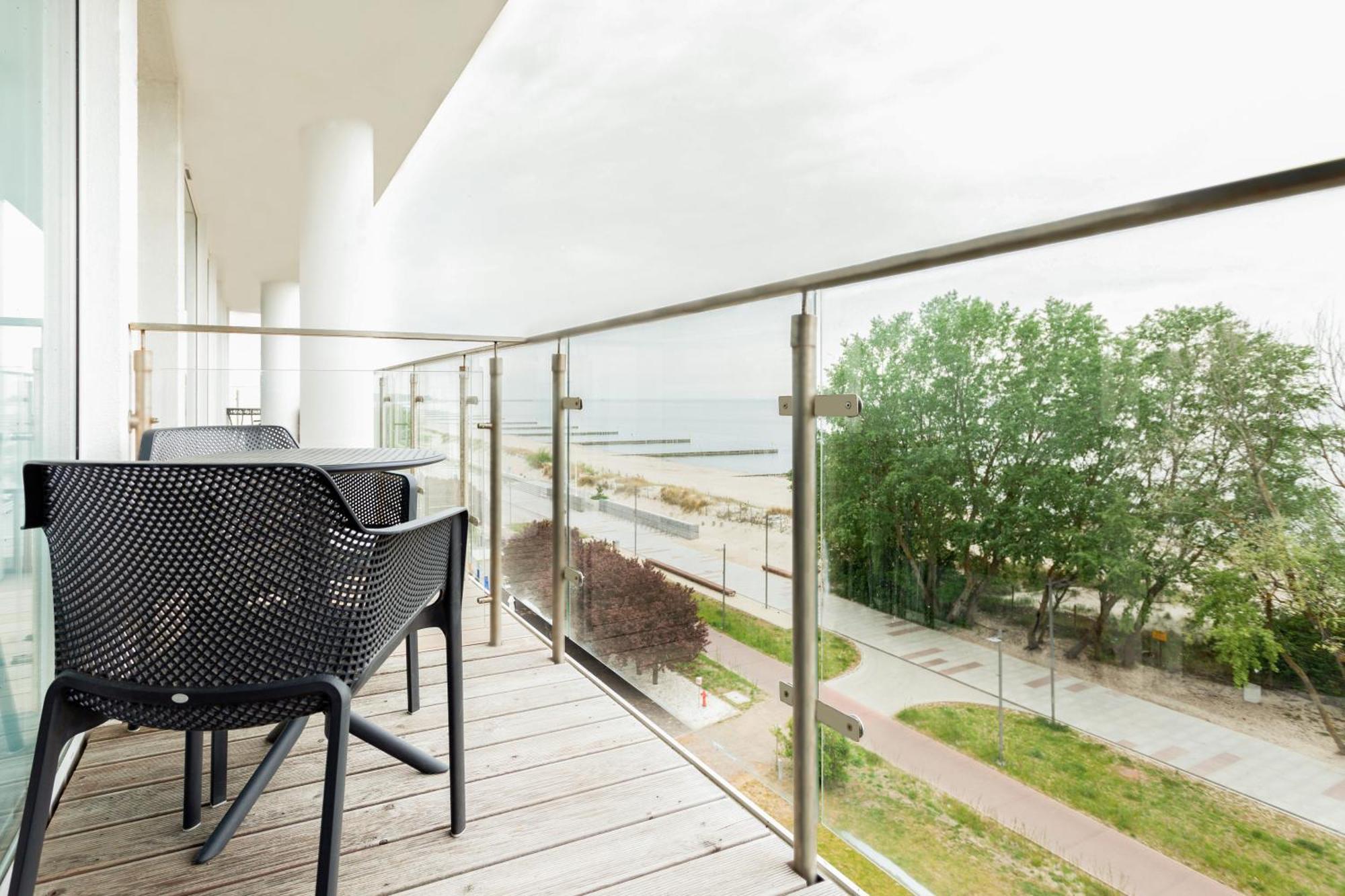 Ultra Marine By Zdrojowa Hotel Kolobrzeg Ngoại thất bức ảnh