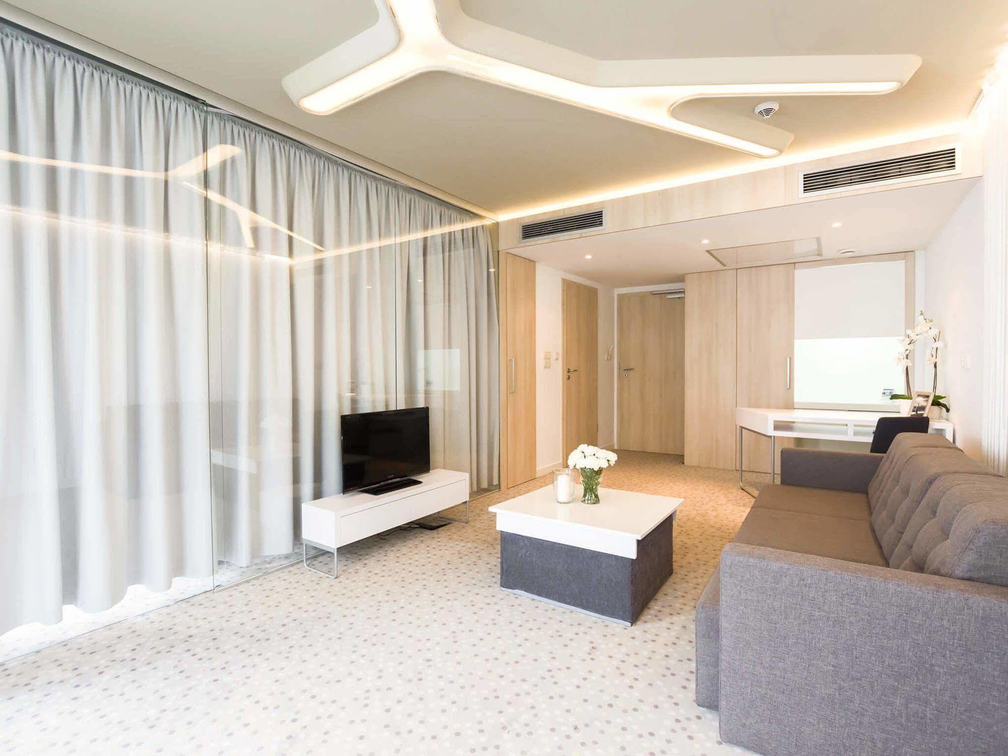 Ultra Marine By Zdrojowa Hotel Kolobrzeg Ngoại thất bức ảnh